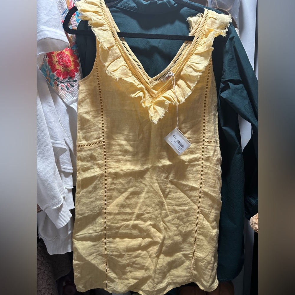 Faherty Gold Ruffled Sleeveless dress